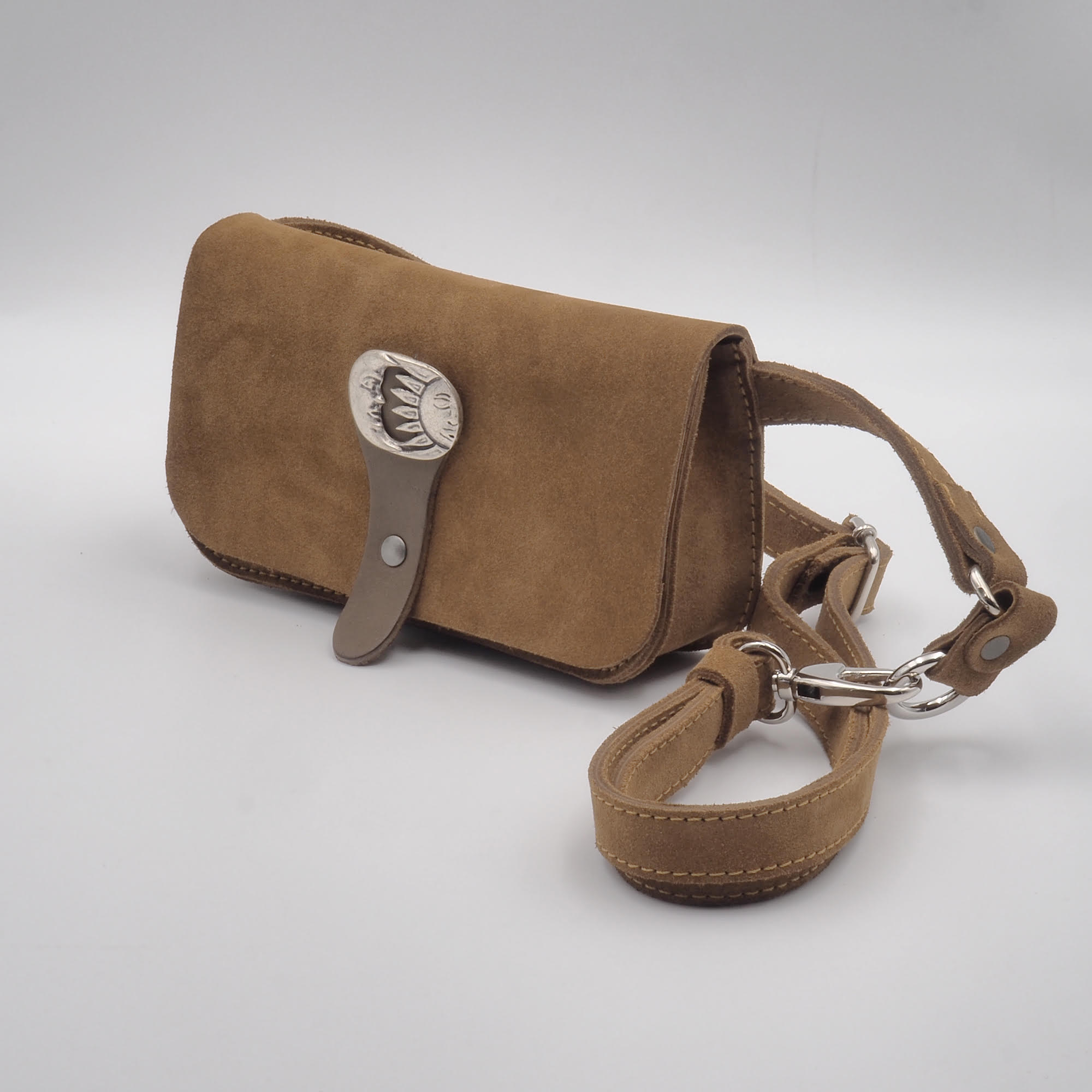 HUGS WAIST BAG brown thick suede leather