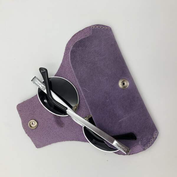 RETRO GLASSES CASE purple leather
