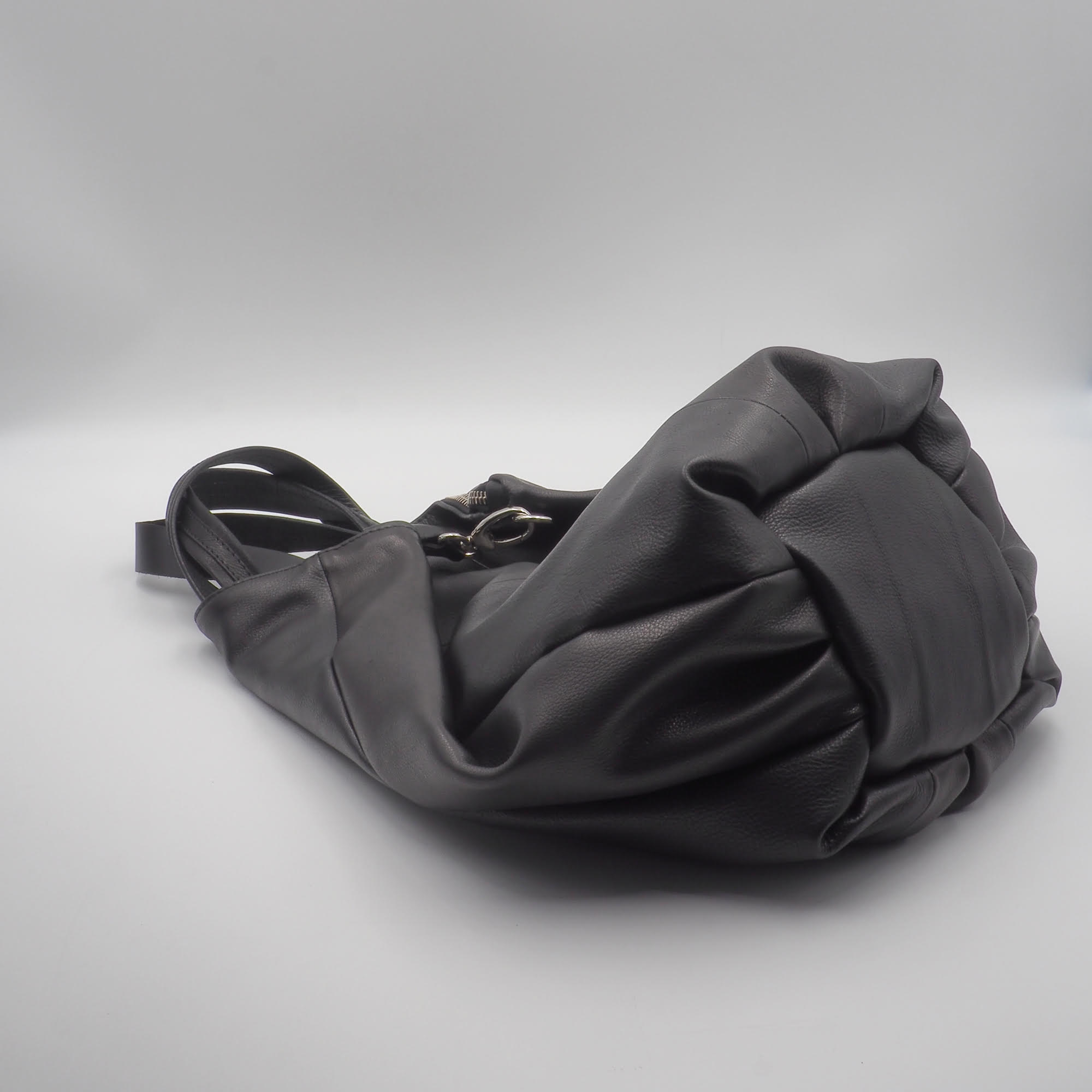 LETA SHOULDER BAG black leather
